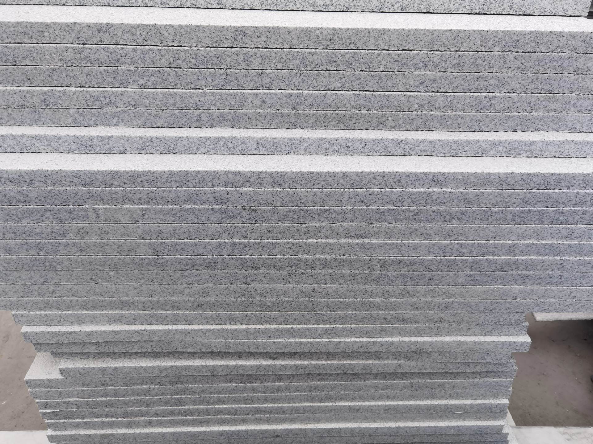 芝麻白花崗巖廠家能否提供批次溯源信息？